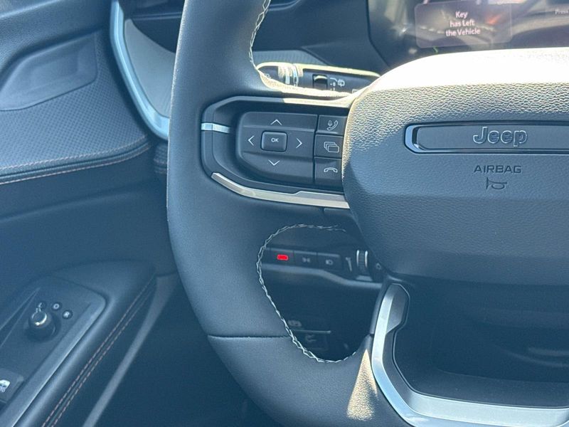 New 2026 Jeep Cherokee Limited 4x4