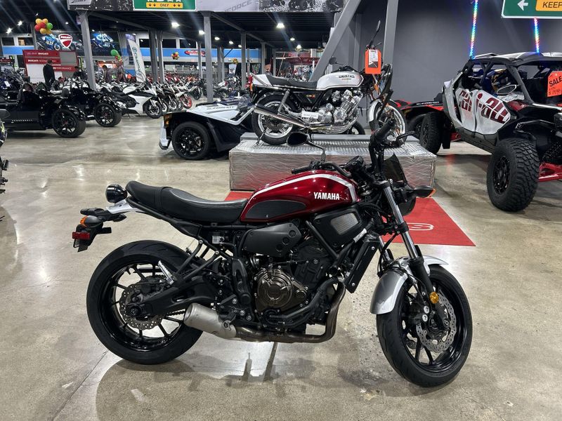 2018 Yamaha XSR700  in a RASPBERRY METALLIC exterior color. Del Amo Motorsports of Redondo Beach (424) 390-7811 delamomotorsports.com 