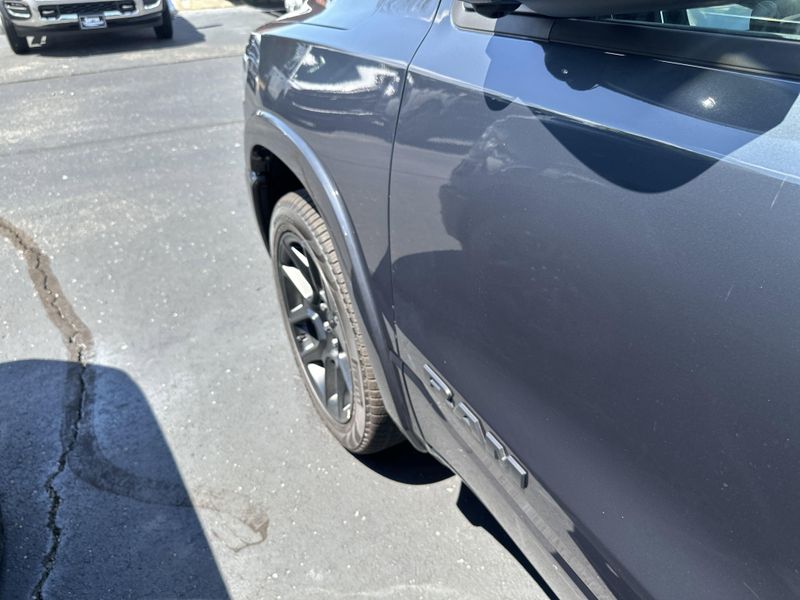 2025 RAM 1500 Laramie Crew Cab 4x4 5