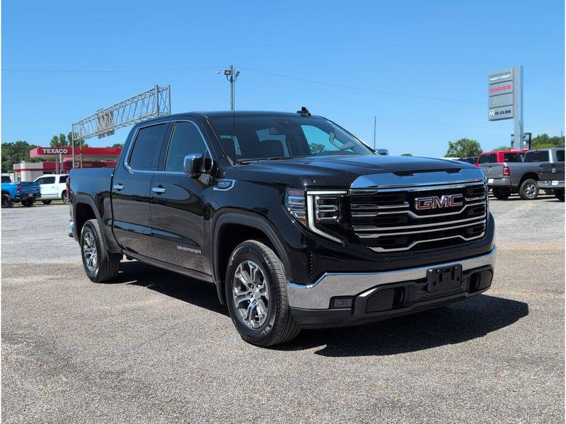 Used 2025 GMC Sierra 1500 SLTImage 7