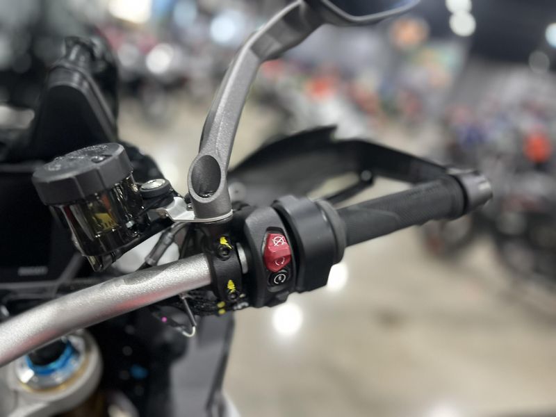 New 2025 Ducati MULTISTRADA V4 RS Image 13