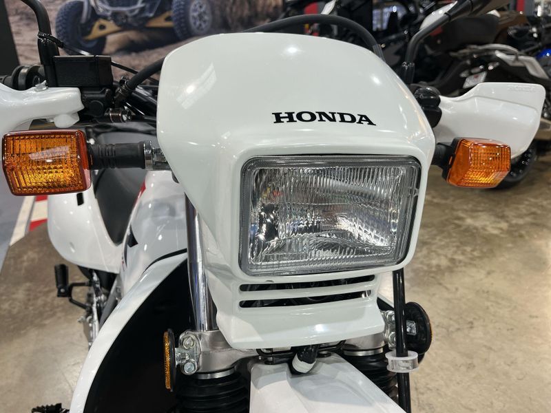 New 2025 Honda XR650L Image 13