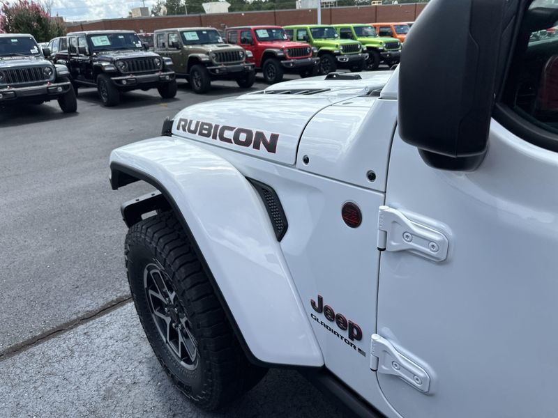 New 2025 Jeep Gladiator Rubicon X 4x4Image 14