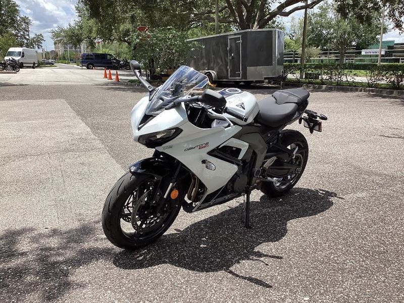 2025 Triumph Daytona 660