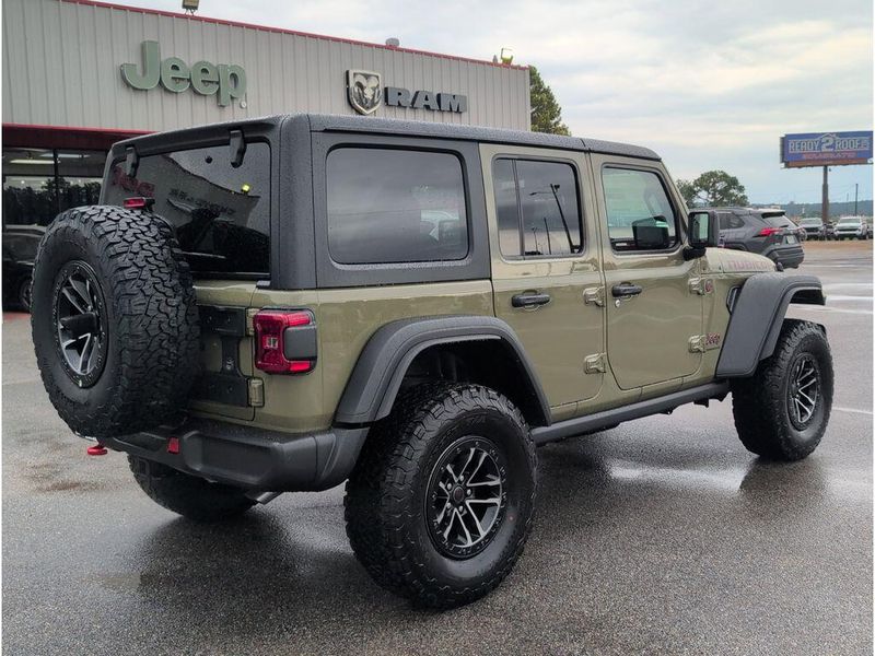 New 2025 Jeep Wrangler 4-door RubiconImage 5