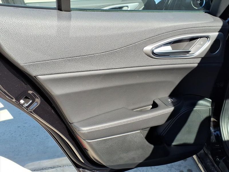 New 2025 Alfa Romeo Giulia RwdImage 11