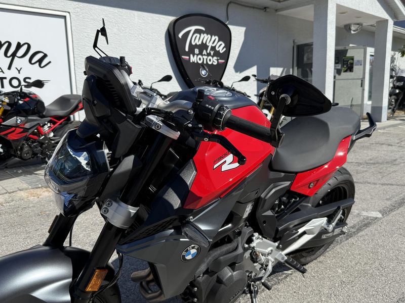 2024 BMW F 900 R Low