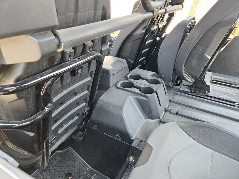 2024 Yamaha WOLVERINE RMAX4 XTR TITAN AND TACTICAL BLACK Image 18