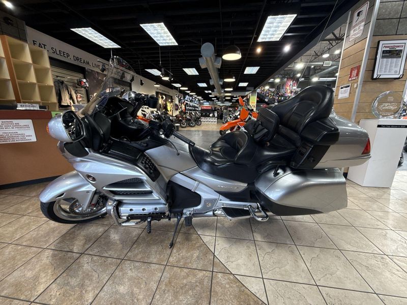 Used 2015 Honda Goldwing Image 12