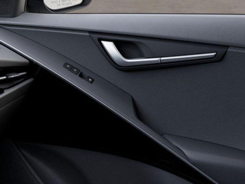 New 2026 Kia Niro EXImage 26