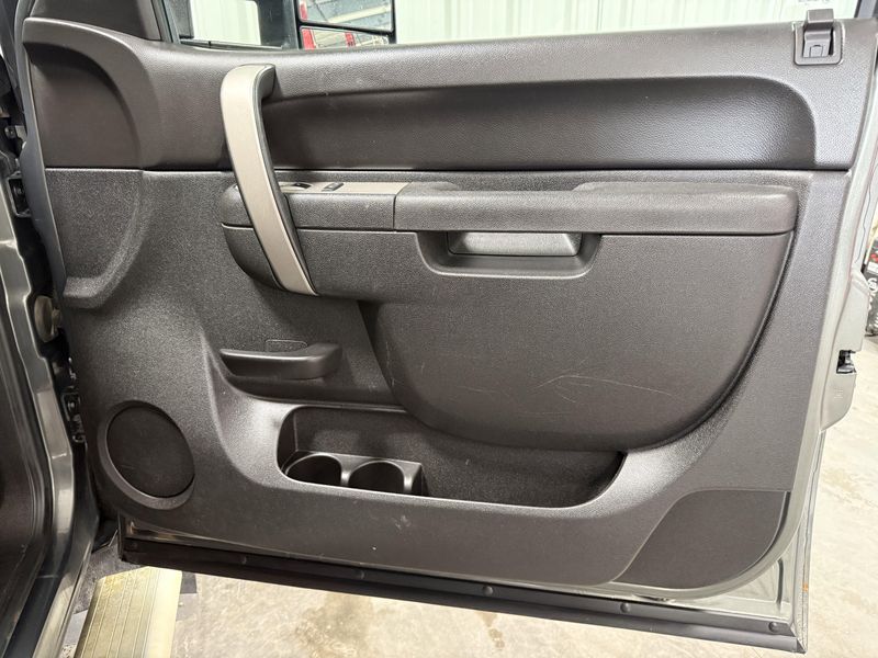 Used 2011 Chevrolet Silverado 2500HD LTImage 8