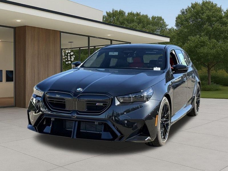 New 2026 BMW M5 BaseImage 3