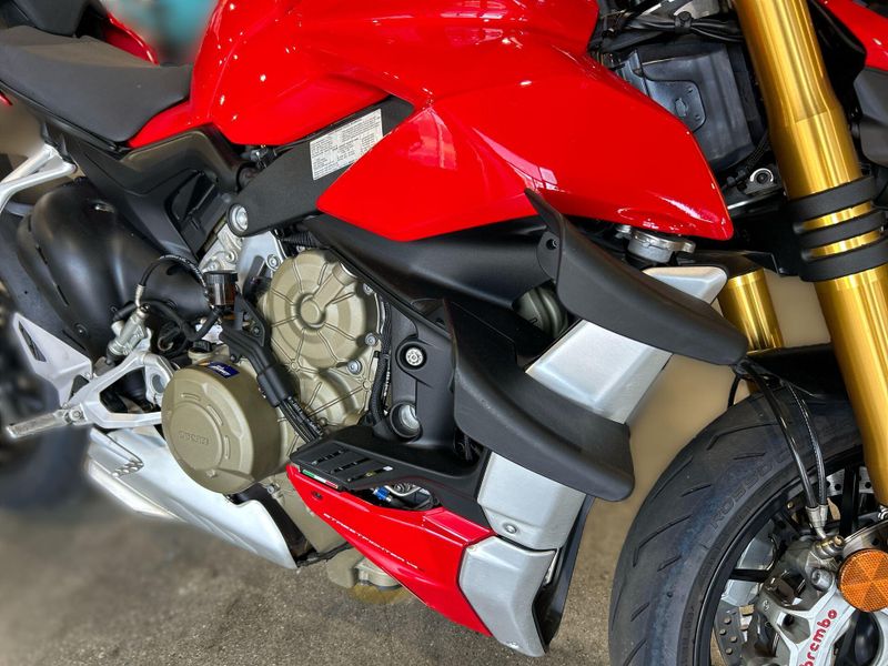Used 2021 Ducati STREETFIGHTER V4S Image 21