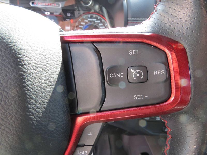 2020 RAM 1500 Rebel 4x4 4dr Crew Cab 5.6 ft. SB PickupImage 22