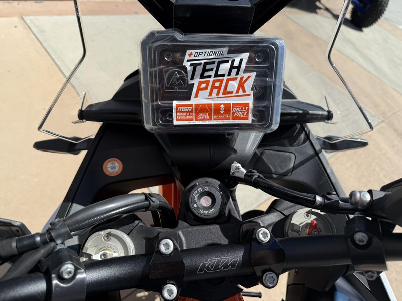 New 2024 KTM 890 ADVENTURE R Image 28
