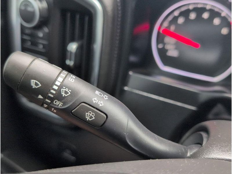 Used 2020 Chevrolet Silverado 1500 RSTImage 26