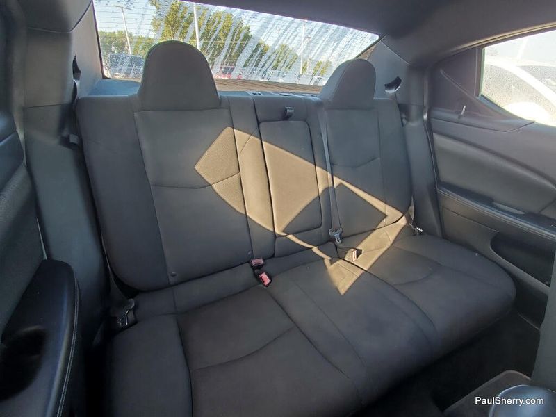 Used 2013 Dodge Avenger SXT