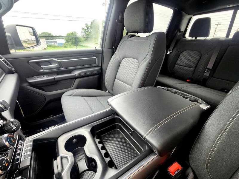 New 2026 RAM 1500 Big Horn Crew Cab 4x4 5'7' Box