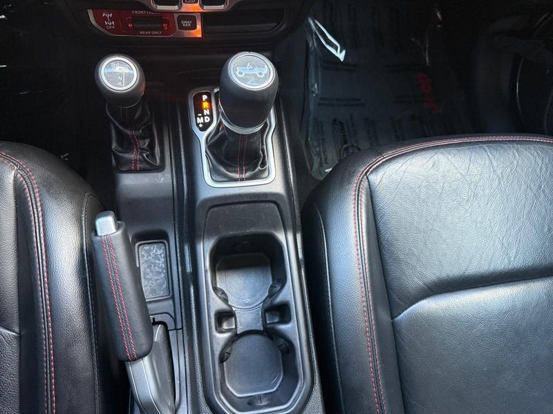 2018 Jeep Wrangler Unlimited Rubicon photo 20
