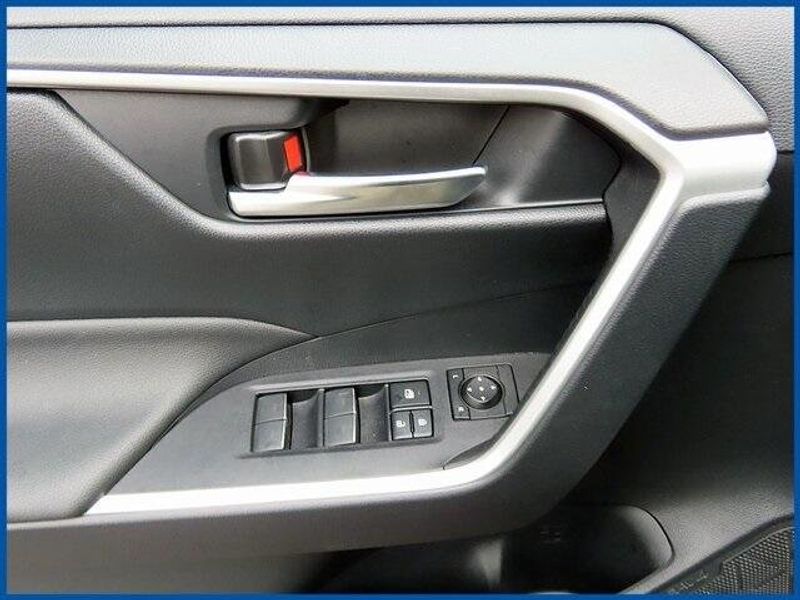 2024 Toyota RAV4 Prime SEImage 12