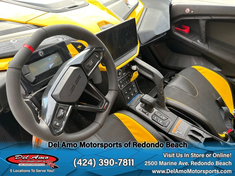 2024 Can-Am 7ARC  in a CARBON BLACK & NEO YELLOW exterior color. Del Amo Motorsports of Redondo Beach (424) 304-1660 delamomotorsports.com 