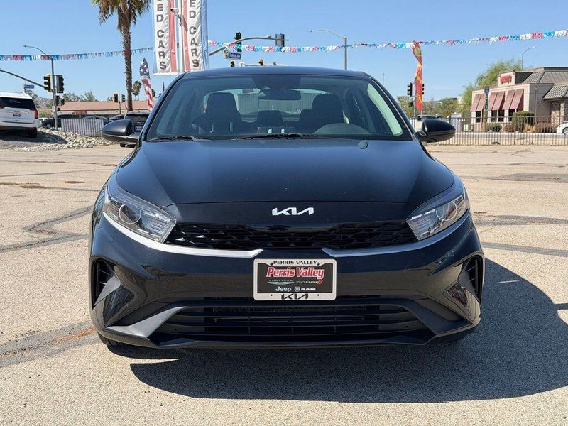 Used 2023 Kia Forte LXSImage 2