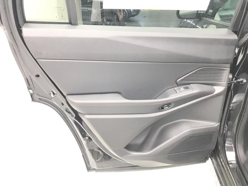 New 2026 Jeep Cherokee Limited 4x4Image 8