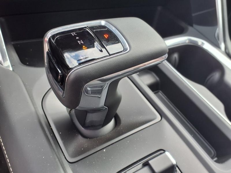 2024 GMC Sierra 1500 Denali UltimateImage 25