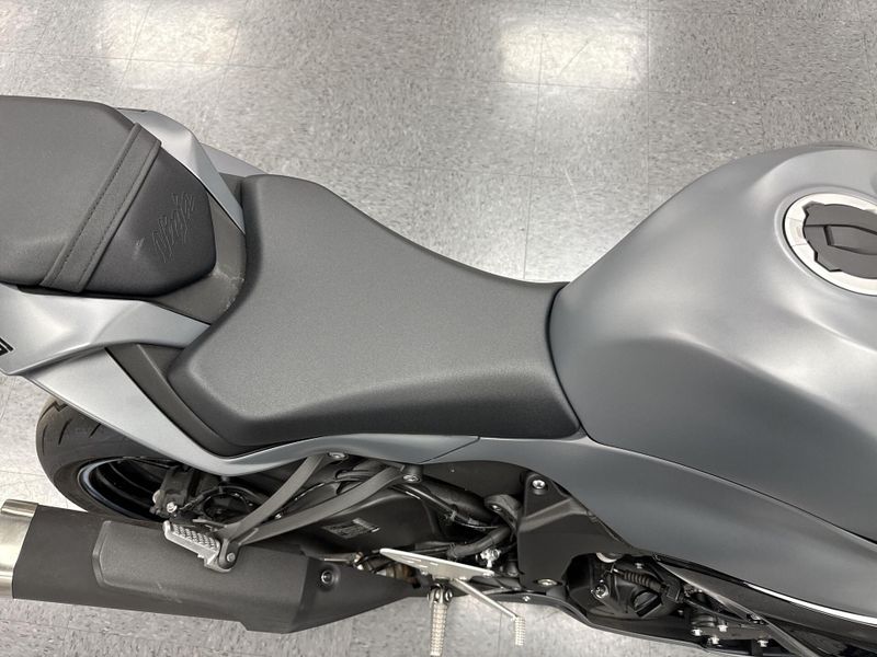 New 2025 Kawasaki NINJA ZX-6R ABS Image 11
