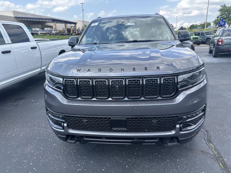2025 Jeep Wagoneer Carbide 4x4Image 2