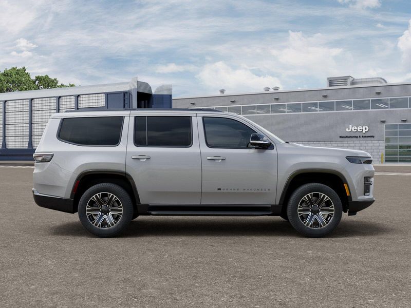 2026 Jeep Grand Wagoneer 4x2Image 12