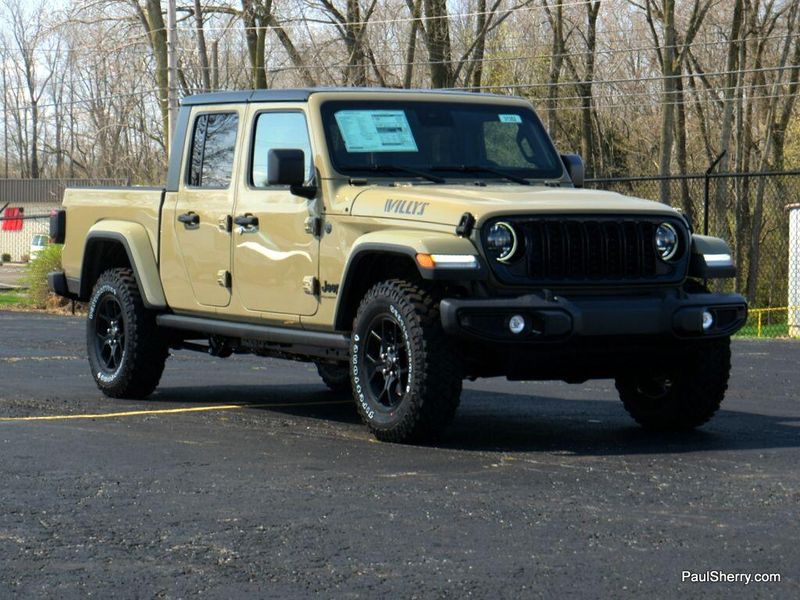New 2025 Jeep Gladiator Willys 4x4