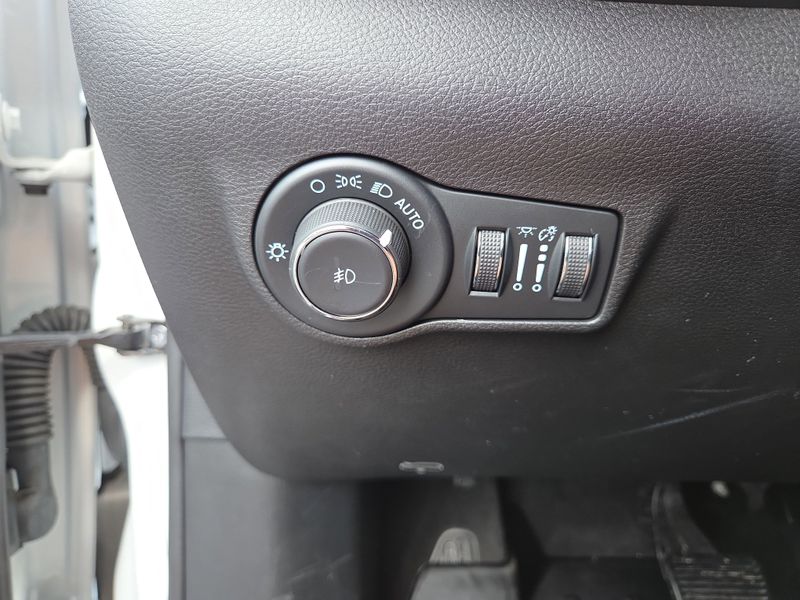 2022 Jeep Compass Limited photo 26