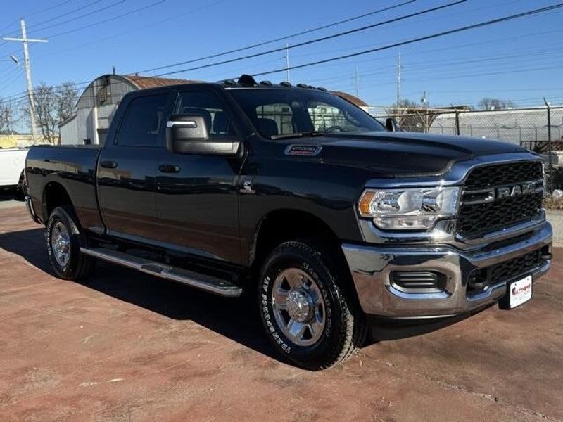 2024 RAM 2500 Tradesman Crew Cab 4x4 6