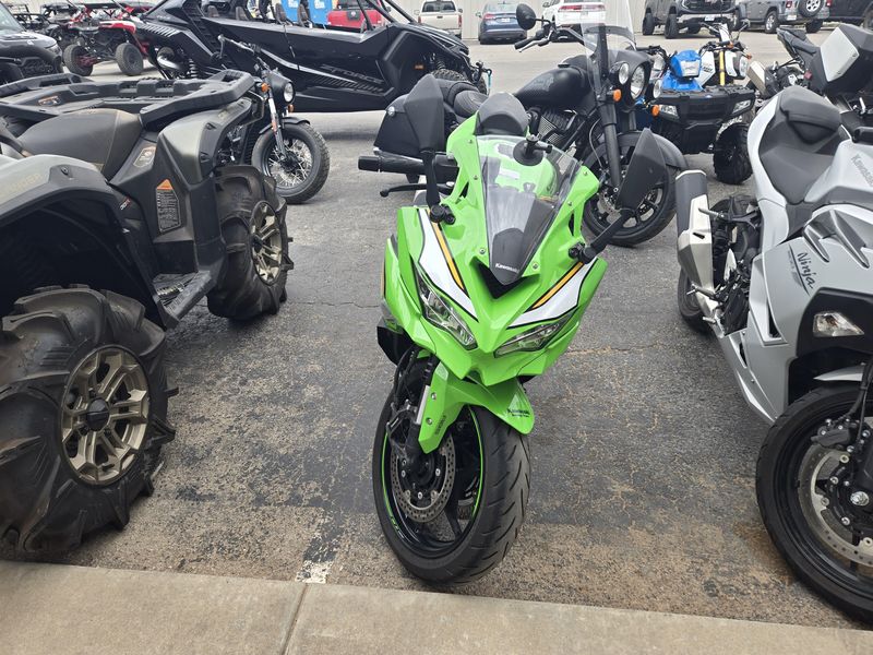 USED 2025 KAWASAKI NINJA ZX-4RR ABS Image 7