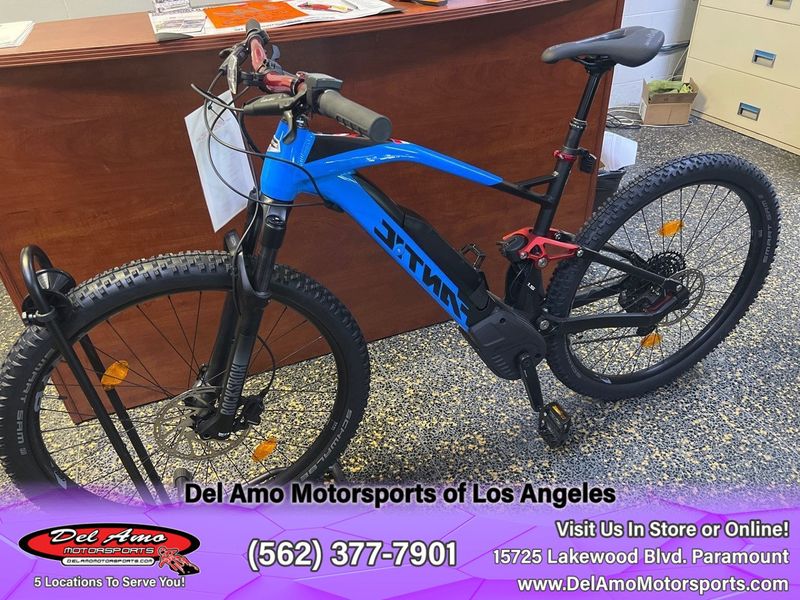 2021 FANTIC XTF-1.5 LG  in a BLUE exterior color. Del Amo Motorsports of Los Angeles (562) 262-9181 delamomotorsports.com 