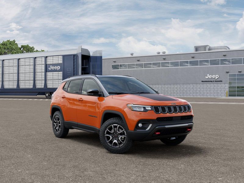 New 2026 Jeep Compass Trailhawk 4x4Image 3