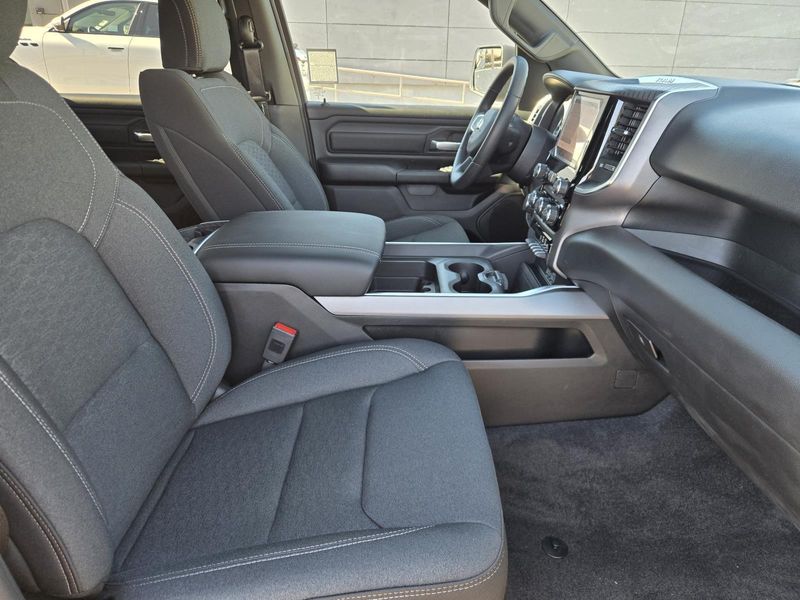 New 2026 RAM 1500 Express Crew Cab 4x4 5'7' Box