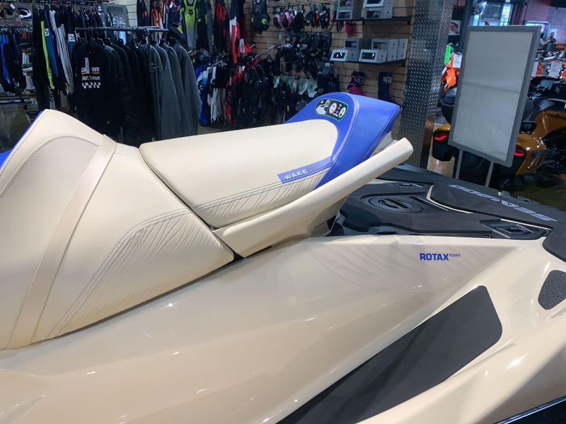 New 2025 Sea-Doo WAKE PRO 230 (SOUND SYSTEM) Image 18