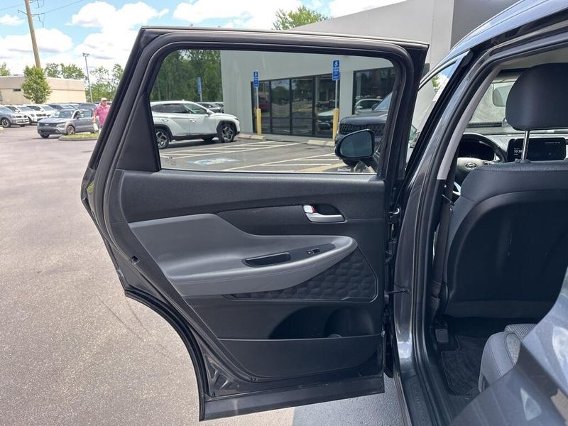 Used 2023 Hyundai Santa Fe SELImage 20