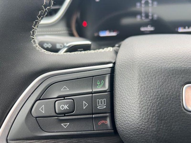 2025 Jeep Grand Cherokee L Altitude X 4x4