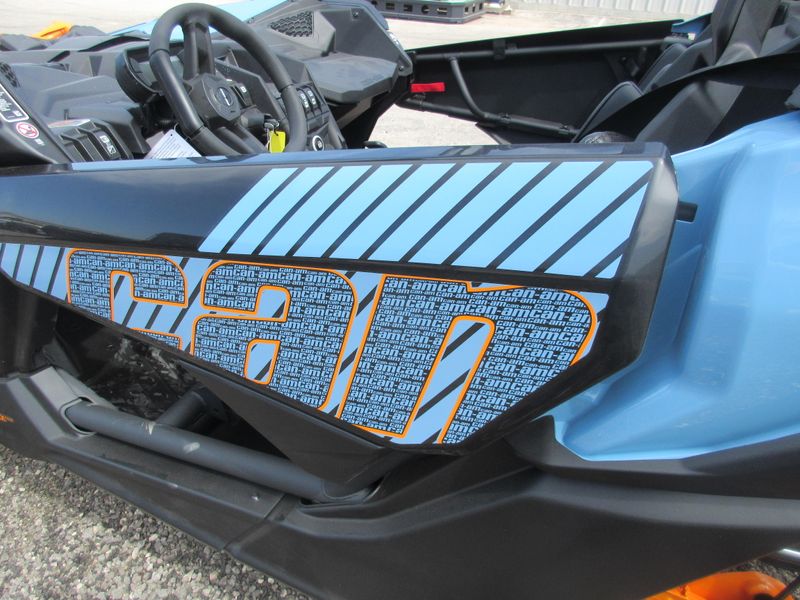 NEW 2026 CAN-AM MAVERICK X3 RS TURBO Image 12