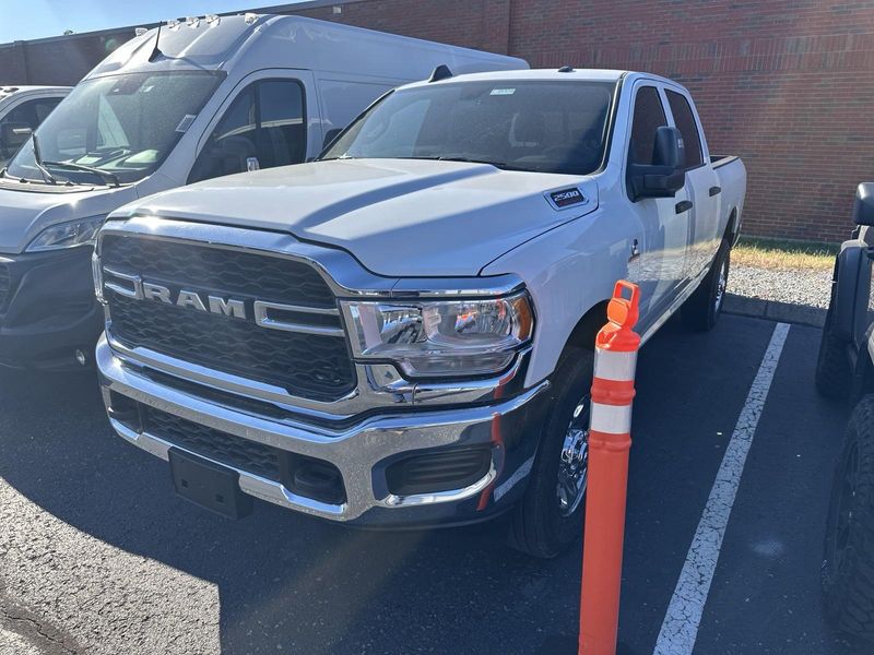 2024 RAM 2500 Tradesman Crew Cab 4x4 6