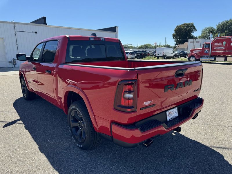 2025 RAM 1500 Big Horn Crew Cab 4x4 5