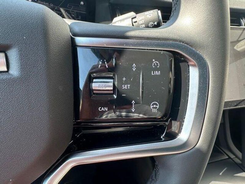 2025 Land Rover Discovery Sport S