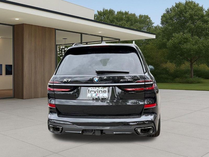 New 2026 BMW X7 xDrive40iImage 9