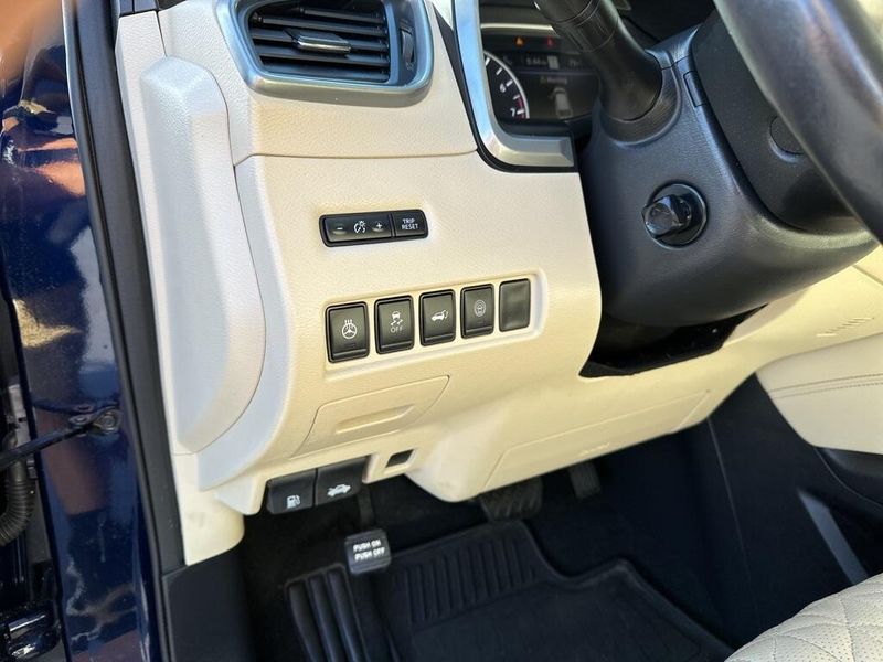 Used 2023 Nissan Murano PlatinumImage 27