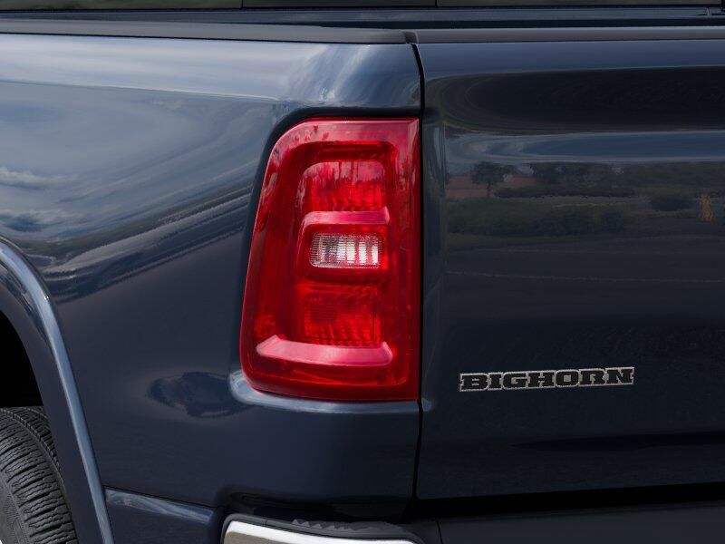 2025 RAM 1500 Big Horn Crew Cab 4x4 5'7' Box