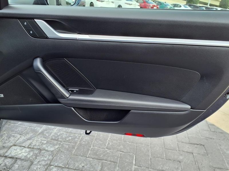 2022 Porsche 911 CarreraImage 14