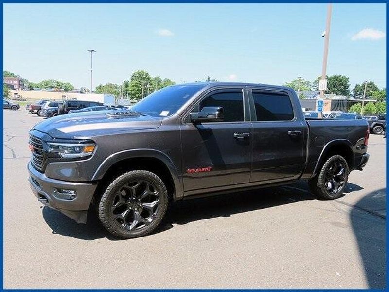 2022 RAM 1500 LimitedImage 1